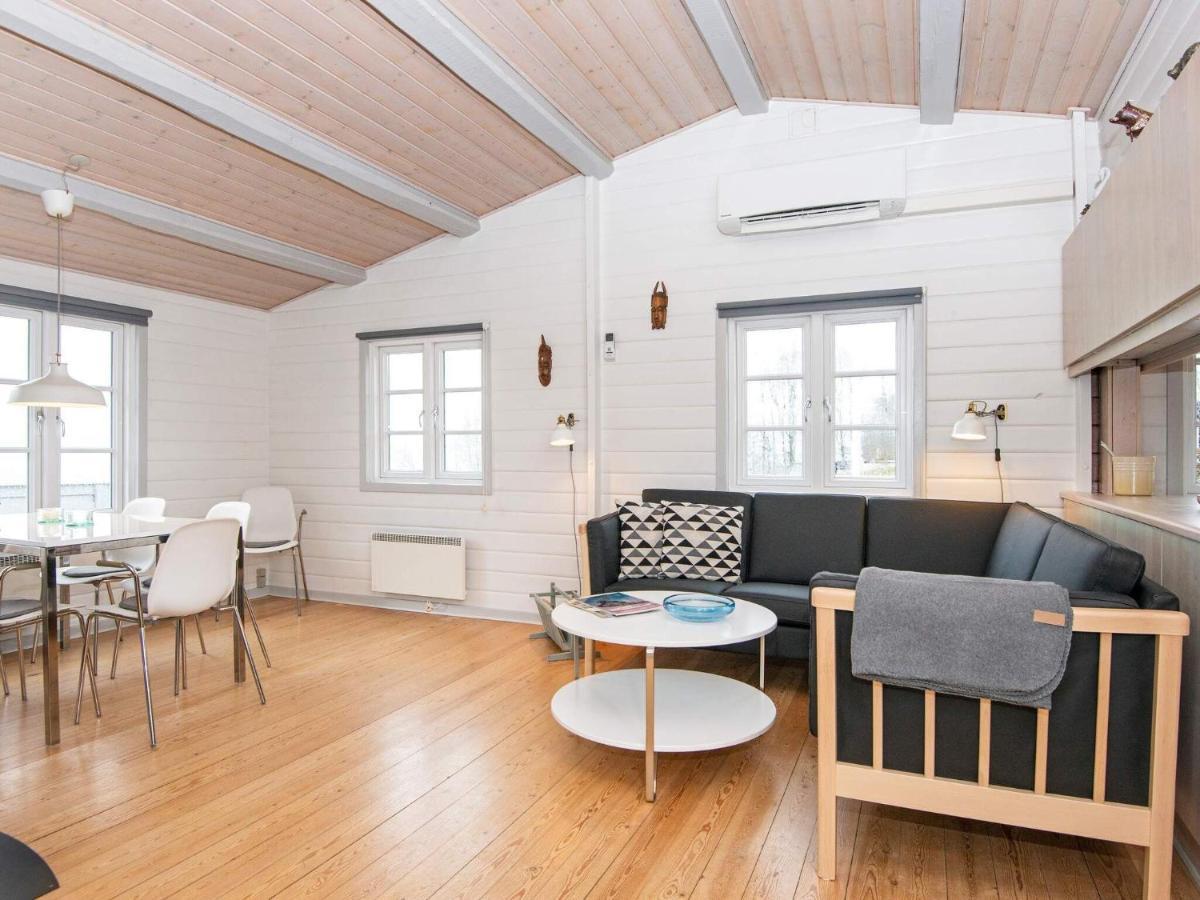 6 Person Holiday Home In Aabenraa Esterno foto
